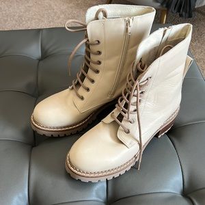 Bertuchi sand leather boots.